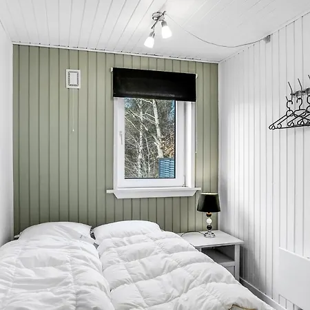3 Bedroom Cozy In *