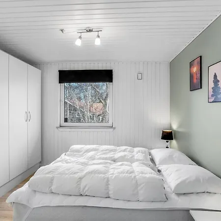 3 Bedroom Cozy In
