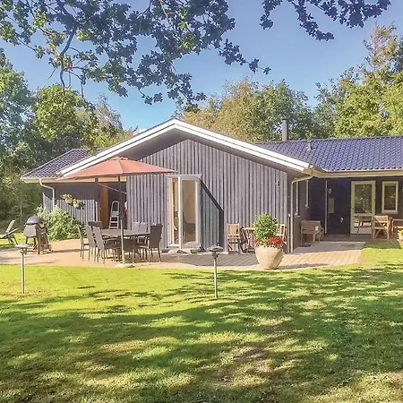 3 Bedroom Cozy In * Thyholm